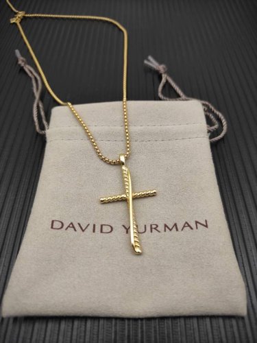 david Yurman 金色圆柱十字架项链 链条粗2Mm 长度45+5Cm延迟链 编号Dyxl-166