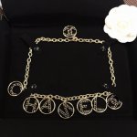 现货 小香 四季百搭 Chanel 奢侈毛衣链 原单狠货 进出专柜无压力代购级别 香奈儿经典款毛衣链 美呀 绝对是长链入门必备款 推荐指数5星