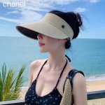 ch Nel 香奈儿新款空顶帽 超甜超乖的小空顶，细节和质感都拿捏得很完美！ 七彩色系，缤纷整个夏天