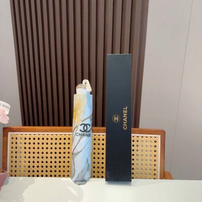 Chanel香奈儿 三折手开折叠晴雨伞 时尚原单代工品质 细节精致 看得见的品质 打破一成不变 色泽纯正艳丽！