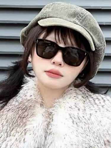 Gucci 新款连体尼龙偏光太眼镜，情侣款时尚方框太阳镜佩戴舒适网红潮流款墨镜，大气女人范儿，大脸小脸都好看 ！型号：G1110
