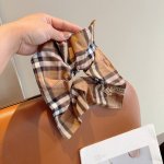 配包装 巴宝莉Burberry 经典格纹发圈 客供面料 细节全部实拍 非常耐看又百搭 适合各种场合搭配