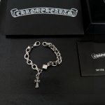 专柜原本Chrome Hearts 克罗心十字球多元素*字母手链 进口工艺 精工品质 纯手工打造 正品开模潮流时尚必备 男女均可佩戴 情侣款同款 摇滚朋克泰银风