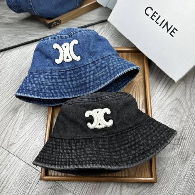 特价￥80。赛琳。【高版本-刺绣马车里布】洗水牛仔刺绣渔夫帽！经典款式，牛仔颜色非常好搭配，不管是酷飒的风格还是温婉的长裙都非常合适！今年帽子第一流行趋势绝对是