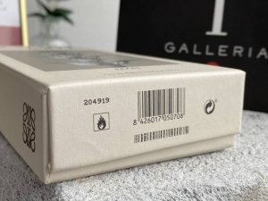 专柜品质 loewe事后清晨男香Man 缠绵之后 破晓之时_木质的瓶盖+罗意威家的经典Logo让这瓶香水衬得上小众高奢 很喜欢这种性冷淡风瓶身 和好闻的木质香调