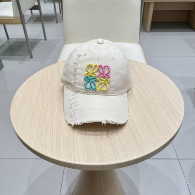 Loewe罗意威2025 新款棒球帽 经典罗意威标志 男女同款 百搭透气 四季可佩戴