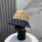 lv路易威登进口拉菲草拼色 盆帽简约不失庄重 低调奢华 极具造型感 ！ 渔夫帽款式设计 ，真心好看也百搭