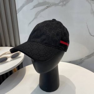 Gucci 古奇 经典原单棒球帽专柜1:1开模订制 最高版本 原版帆布轻盈透气 实物拍摄 四季百搭男女适用 基础头围56 贴片可调节