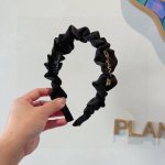 配包装 chanel 香奈儿 最新款小香发箍 香奶奶头箍 复古头箍 网红爆款推荐 超精致 时尚百搭