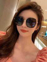 Dior-迪奥 2025开春新款 潮流爆款 时尚方框偏光太阳镜 高品质 佩戴舒适 网红潮款墨镜 型号 D3819