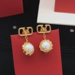 编号Ved0149 Valenti*O最新款吊珍珠耳钉 一致Zp黄铜材质