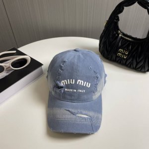 miumiu新款素色棒球帽 当下爆热的色系-街头感十足 潮流百搭 小红书种草 毒药 get上你们的男朋友 一起Cool