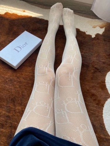 特 配包装 一盒一双 Dior 迪奥官网同款网纱连体丝袜 各路明星 网红 时尚达人喜爱款 黑白 二色