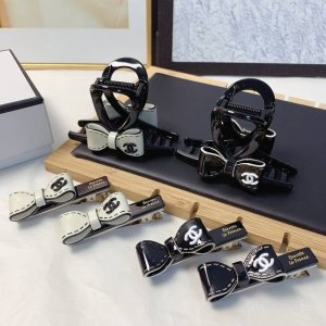 chanel小香 chanel抓夹 醋酸蝴蝶结Logo抓夹 气质百搭 日常精致小单品 小仙女必入单品 宝藏款 闭眼入推荐款 单个