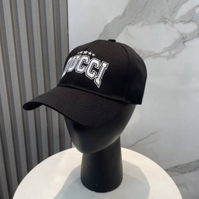 原单品质 Gucci古奇棒球帽官网新品Gucci棒球帽火爆来袭 工艺非常精美 高档大气上档次！低调奢华，方便携带！跑量！