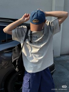 韩国潮牌Emis 新款牛仔拼色棒球帽 Emis的帽子真的有种魔力 就是每一个都好看 完全不挑脸型的 每个都想买 很显白 男女通用 头围57Cm
