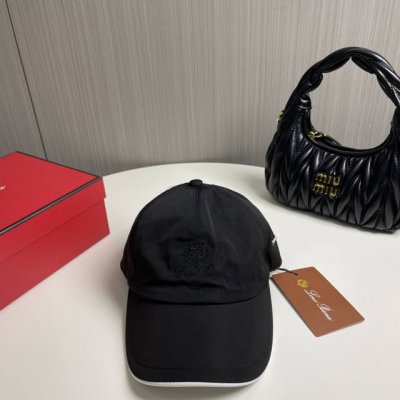 loro Piana 诺悠翩雅 专柜 新款高版本棒球帽，大牌同步，超好搭配，出货！