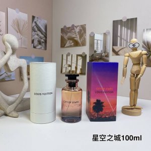 高端品质 Lv路易威登香水年City Of Stars星光之城 繁星之城100Ml 中性香 前调:血橙柠檬，红柑橘，佛手柑等 中调:大溪地栀子花 基调:檀香木,