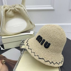 跑量 miumiu 定制版 春夏新款编织帽 朝鲜纯手工艺 高密度 帽型特别好 今年必入的爆款