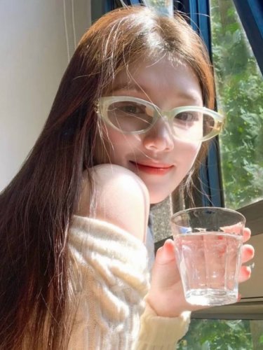 Jennie同款墨镜Gm女潮猫眼防紫外线高级网感太阳眼镜2025新款