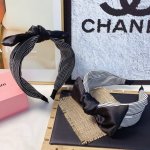 miumiu缪缪 Miumiu发箍 雪纺蝴蝶结Logo轻奢风发箍气质百搭小仙女必入单品名媛风十足～宝藏款 闭眼入推荐款 单个