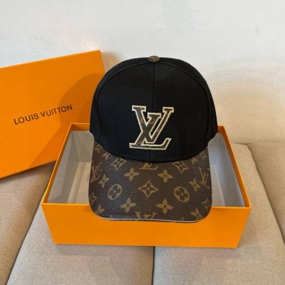 路易威登棒球帽 Louisvuitton新款Lv棒球帽 重工打造高端大气 百搭款男女通用 跑量
