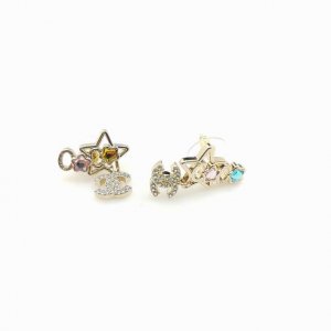 Chanel 最新款彩钻五角星耳环 一致Zp黄铜材质
