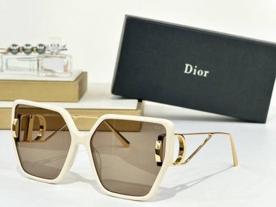 Dior Mod：Dsgta45Ucr Size：64口16 140