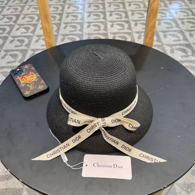 Dior迪奥官方款草帽，高密度制作，一顶超级有品位的草帽了~出街首选！帽型超美腻颜色妥妥，轻便携带！小仙女人手必备 头围57Cm