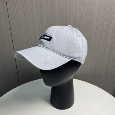 miumiu新款素色棒球帽 当下爆热的色系-街头感十足！ 潮流百搭，小红书种草，毒药 Get上你们的男朋友，一起Cool