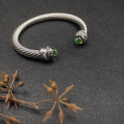 david Yurman 7Mm旋转头浅绿钻头手镯。建议适合佩戴的手围16-20Cm 编号Dysz-097