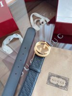 gucci 小牛皮经典压花 宽度4.0Cm 专柜新版Logo横标，原版进口南非皮底，精品双G铜扣 高端品质，不惧对比。顶级