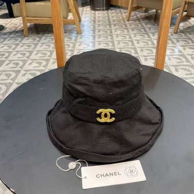 chanel香奈儿 新款小香风拼接遮阳大沿渔夫帽，独特设计～复古文艺的一款