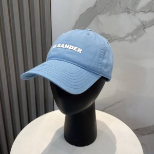 jil Sander新款棒球帽，字母纯棉棒球帽 没有繁琐的装饰，立体标志视觉感满分 色系抢眼！时尚百搭