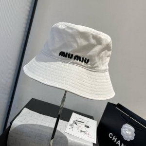 miumiu缪缪新款 纯棉渔夫帽 头围57Cm