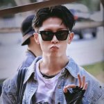 Dior 2025开春新款 潮流爆款 时尚方框偏光太阳镜 高品质 佩戴舒适 网红潮款墨镜 女士高清偏光太阳镜 高品质Tr镜框 型号：Cd6113