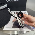 配包装盒 chanel 香奈儿 最新款小香抓夹 小波点蝴蝶结抓夹 名媛范儿十足 小仙女必备