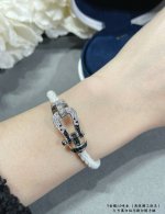 此款调价 此款不退不换不售后 V金材质 大号全长17.18.19新品发布费雷德大号黑白钻马蹄白绳手链大牌 时尚 精致高端定制～加厚 电镀18K金工艺 精工微镶