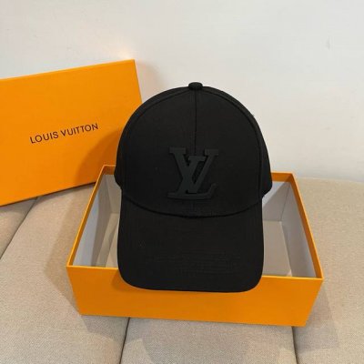 60 Lv路易威登原单刺绣棒球帽 轻盈透气。完美版型，独家实物拍摄，男女适用，头围57