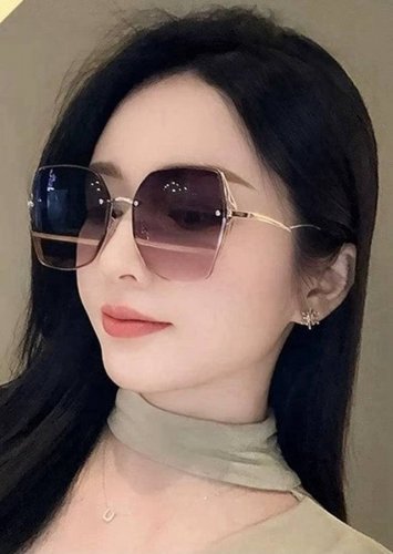 香奈儿-尼龙偏光太阳镜 2025开春新款 潮流爆款 时尚多边形偏光太阳镜 高品质 佩戴舒适 网红潮款墨镜 女士高清尼龙偏光太阳镜 高品质镜框 型号：Ch1638