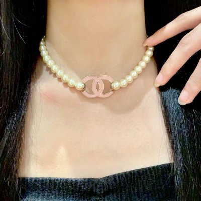 Chanel香奈儿 中古 字母项链小香家的款式真心无需多介绍每一款都超好看 精致大方 非常显气质