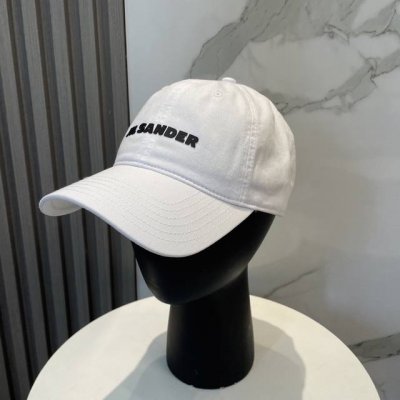 P50 Jil Sander新款棒球帽，字母纯棉棒球帽 没有繁琐的装饰，立体标志视觉感满分 色系抢眼！时尚百搭