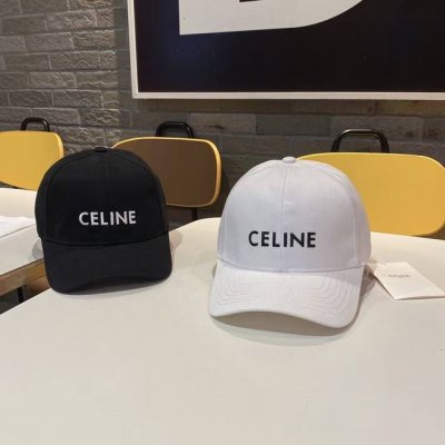 Celine赛琳 新款经典休闲潮流款 棒球帽日韩风格，随便搭配都超好看！出门旅游，绝对要入手的一款
