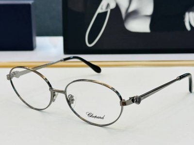 原版 Chopard肖邦 Model: Schg973 Size 57口17-142 以现代时尚的设计风格 Xl配光架