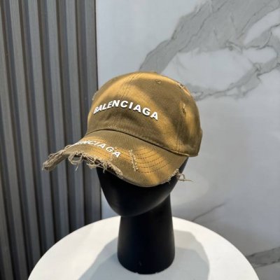 balenciaga巴黎世家新款洗水棒球帽 很酷的色系 男女佩戴都有不同Style 第一批抢先出货 巴黎粉必入款