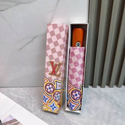 Lv 路易威登三折防晒睛雨伞 25 夏季新款 全自动折叠晴雨伞 内里黑色涂层防晒有效阻隔紫外线99%，Upf 50 所以能起到伞下体感降温的效果！ 有效隔热 高