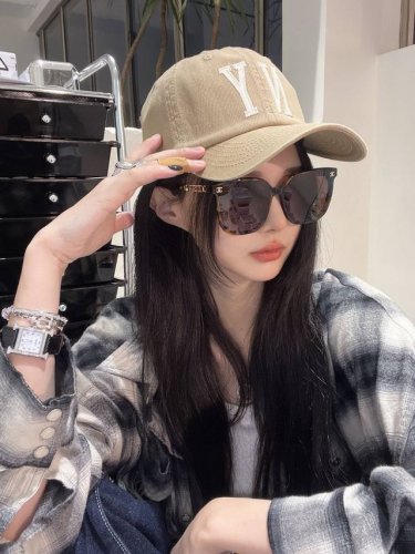 香奈儿 到货啦 独家首发 方框镜片延伸双C点缀 素颜神器 开挂新品小红书推荐