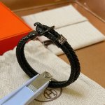 新品发售 爱马仕手绳手环最新款纯手工头层牛皮材质档次更高明星同款H系列系列经典款系列手链手绳 手绳尺寸:19.5 21.5厘米 细节对版做旧处理 非市面亮面版型
