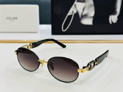 Celine 赛琳 Cl40253 Size：53口18-145 一直热销的款式，欧美风 光泽度好 质感强 Q工艺超赞