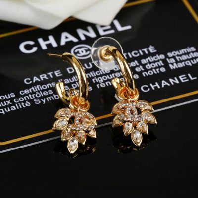 香奈儿 Chanel 最新马眼耳环 耳钉经典耐看 双C独特设计 原版一致黄铜材质